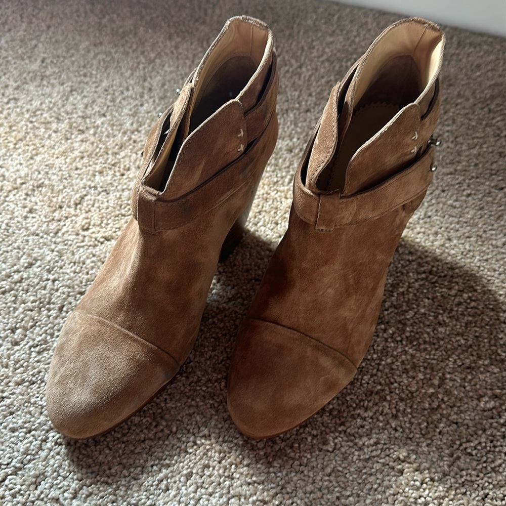 NIB Rag & Bone Harrow camel suede 39